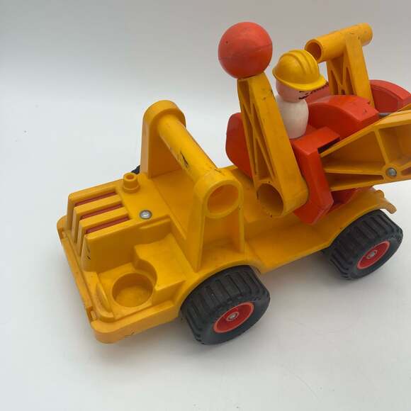 Vintage 1970s Fisher-Price Husky Helpers Shovel Digger #301 w Construction Figur - Picture 4 of 13